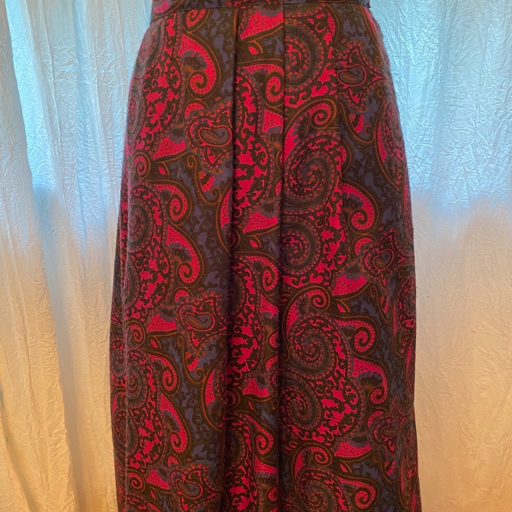 Pleated skirt
